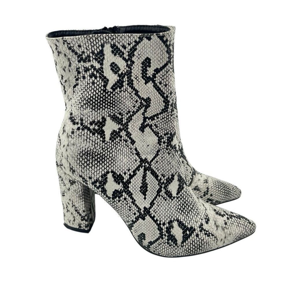 Women’s Black White Snakeprint Embossed Faux Leather Block Heel Ankle Boots 8.5